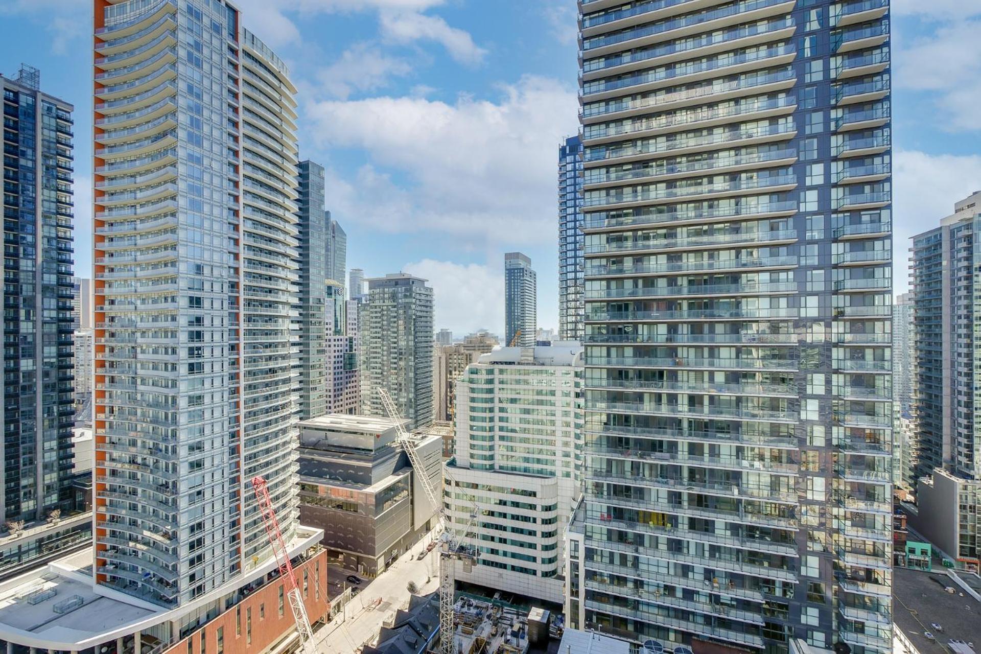Premium Suite 39Th Fl - City View Toronto Exterior photo